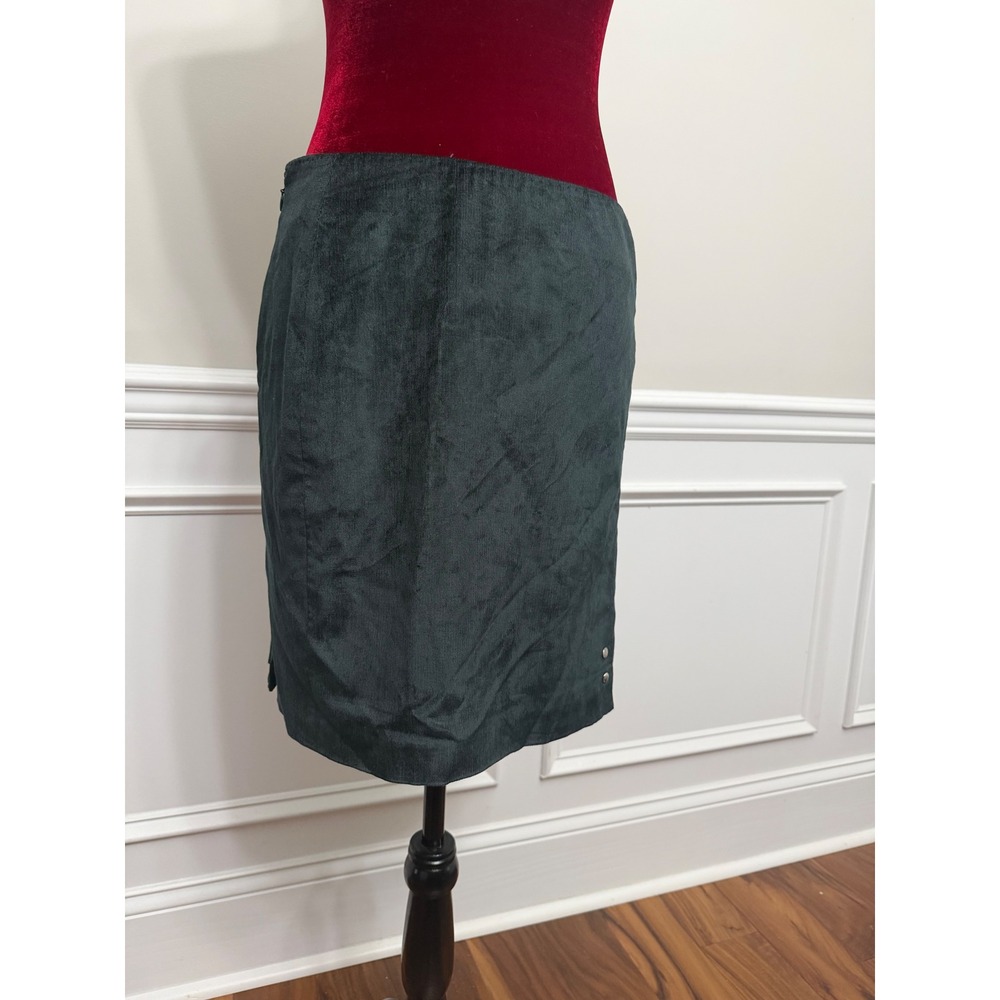 MICHAA by Jet-setter Dark‎ Green Corduroy Snap-Accent Pencil Skirt - Size S